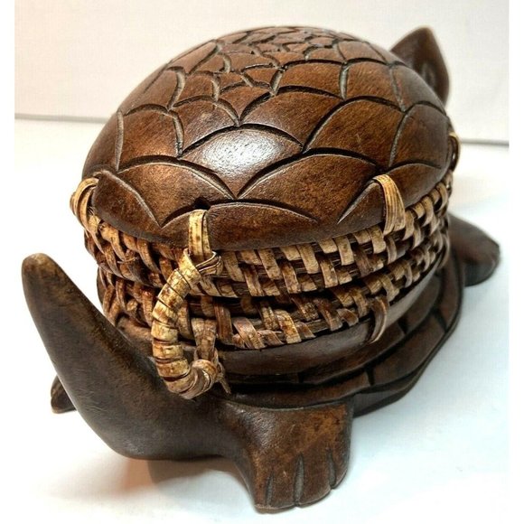 Lombok Indonesia Wood Turtle Trinket Box with Woven Wicker Rattan - Picture 5 of 12